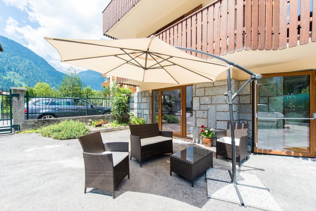 Residence Alpen Casavacanze Pinzolo Kültér fotó