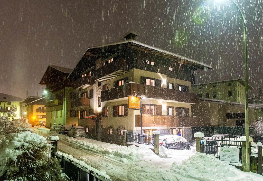 Residence Alpen Casavacanze Pinzolo Kültér fotó